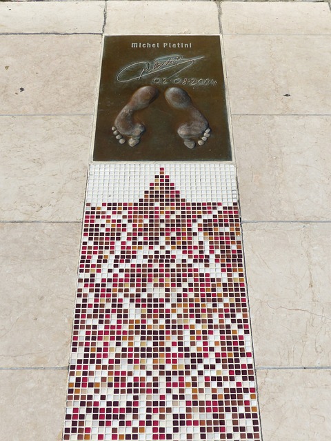 想到他在总 想到他在总